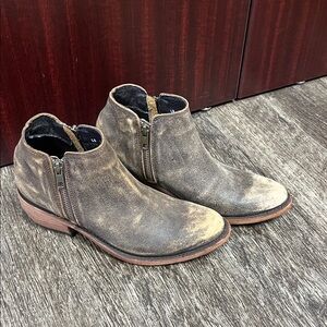 LIBERTY Black Women's Distressed Taupe Leather Ankle Booties